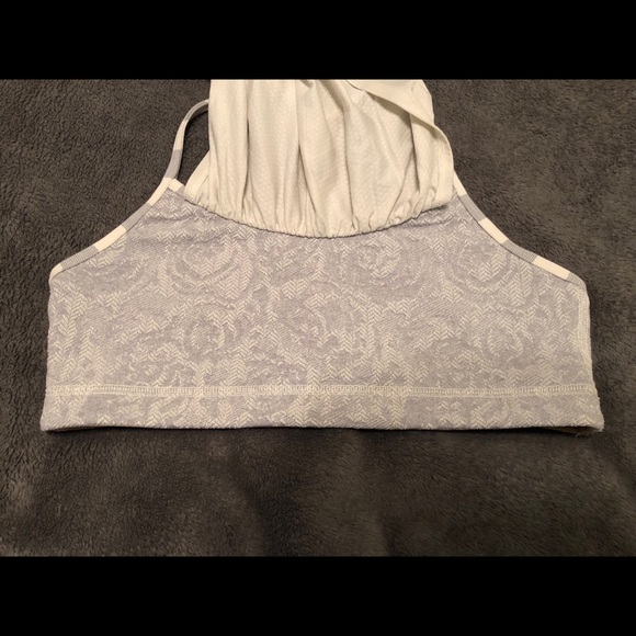 Lululemon cream tank top - Picture 5 of 5